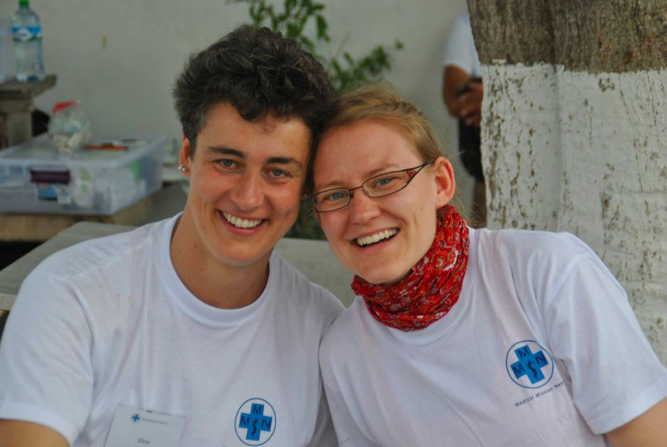 Sylvia Albert und Theresa Bursy